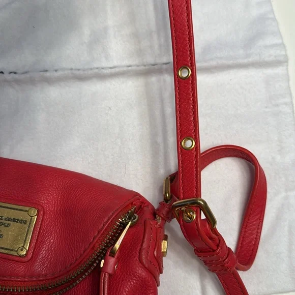 Marc by Marc Jacobs Natasha Q salmon/Red Crossbody Bag with Adjustable Strap - Picture 8 of 8